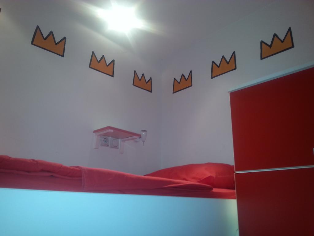 Pop Art Hostel Belgrad Zimmer foto